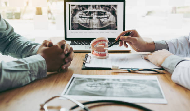Best Emergency Tooth Extraction in Lansing, MI